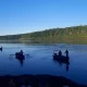 El cuerpo del nño fue encontrado en la orilla del río Paraná, a pocos metros del lugar donde cayó de la canoa mientras estaba jugando. (Foto: Gentileza)