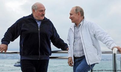 El presidente de Bielorrusia, Alexander Lukashenko (izquierda en la imagen) y su homólogo ruso Vladimir Putin. Foto: DW