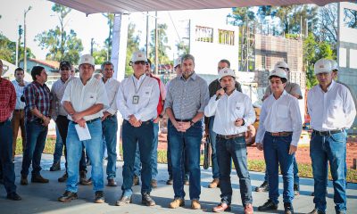 El presidente Mario Abdo Benitez, realizó una visita a las obras de ampliación y modernización de la subestación Alto Paraná. Foto: Gentileza.