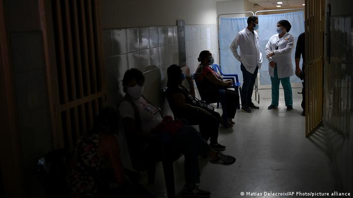 La Federación Médica Venezolana dijo que la crisis hospitalaria en Venezuela "configura un holocausto a la salud y un crimen de lesa humanidad. Foto: DW