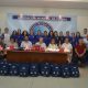 Las seleccionadas posan junto a miembros del cuerpo técnico y directivos de la FPFS. Foto: Óscar Villalba