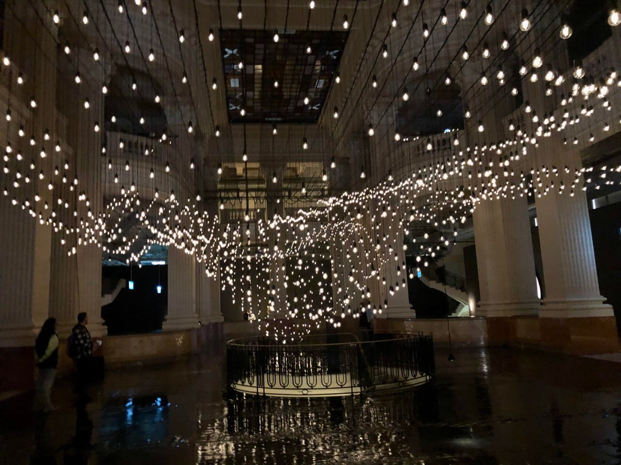 Rafael Lozano-Hemmer, Pulse Topology, instalación, Santander Cultural, 13ª Bienal del Mercosur © Leonor Amarante