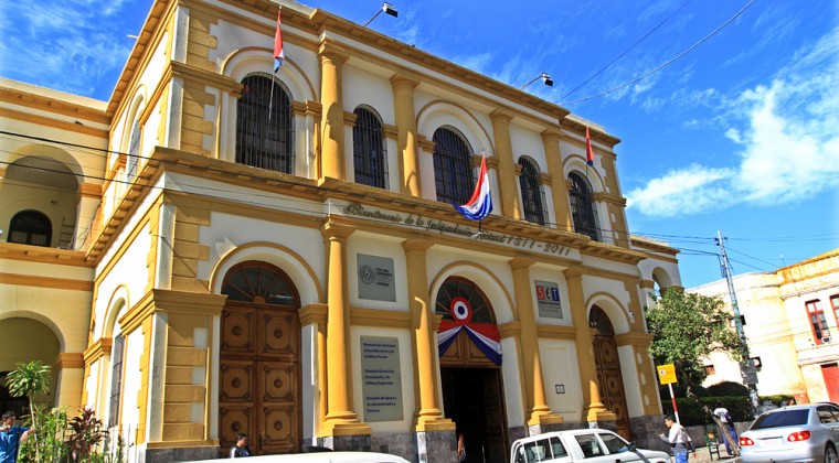 Edificio de la Subsecretaría de Estado de Tributación. Gentileza