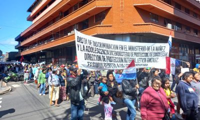 Los nativos se movilizan por el microcentro de Asunción