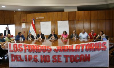 Conferencia de prensa del diputado Arnaldo Samaniego. Foto: Gentileza.