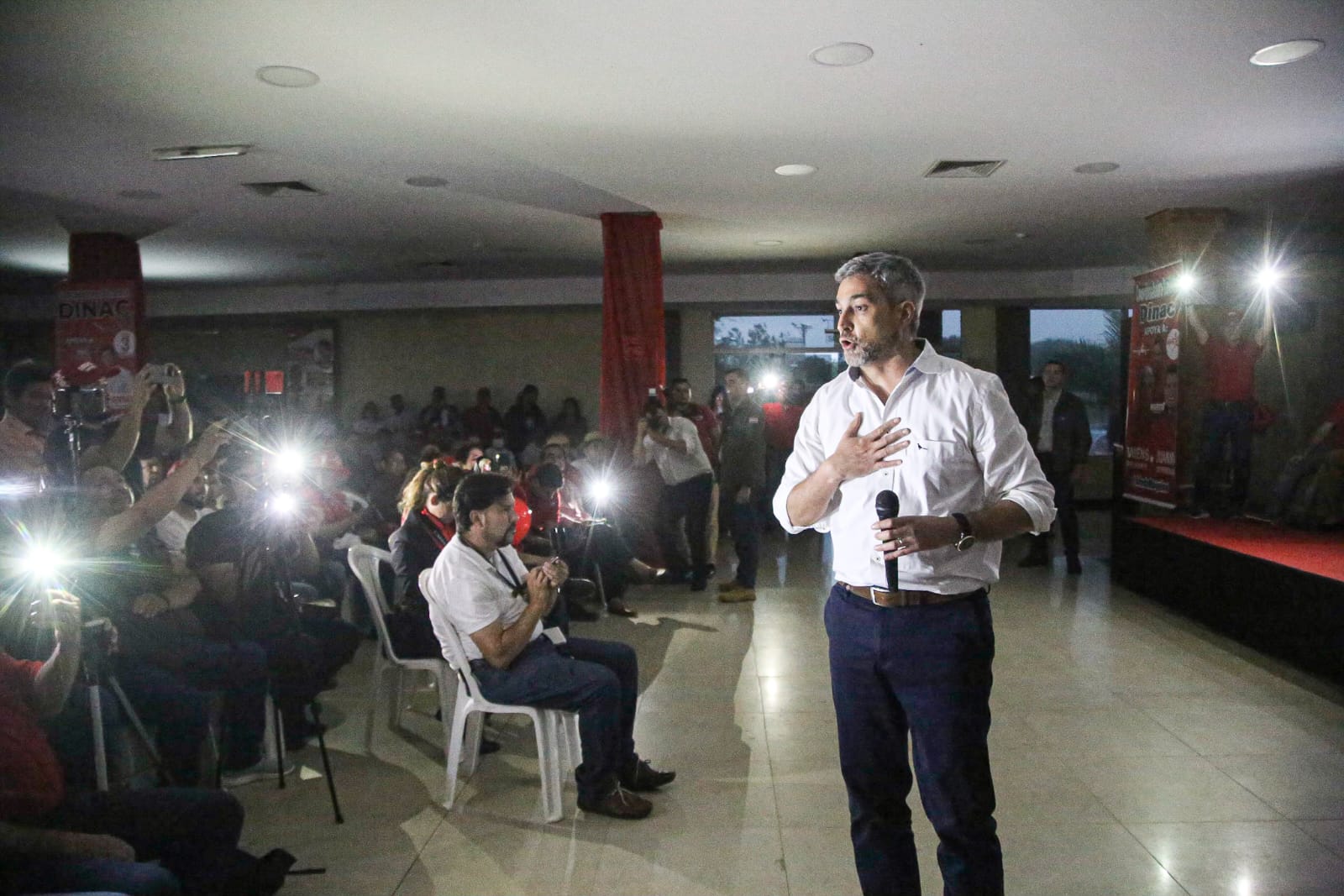 Mario Abdo Benítez en acto político. Foto: Gentileza