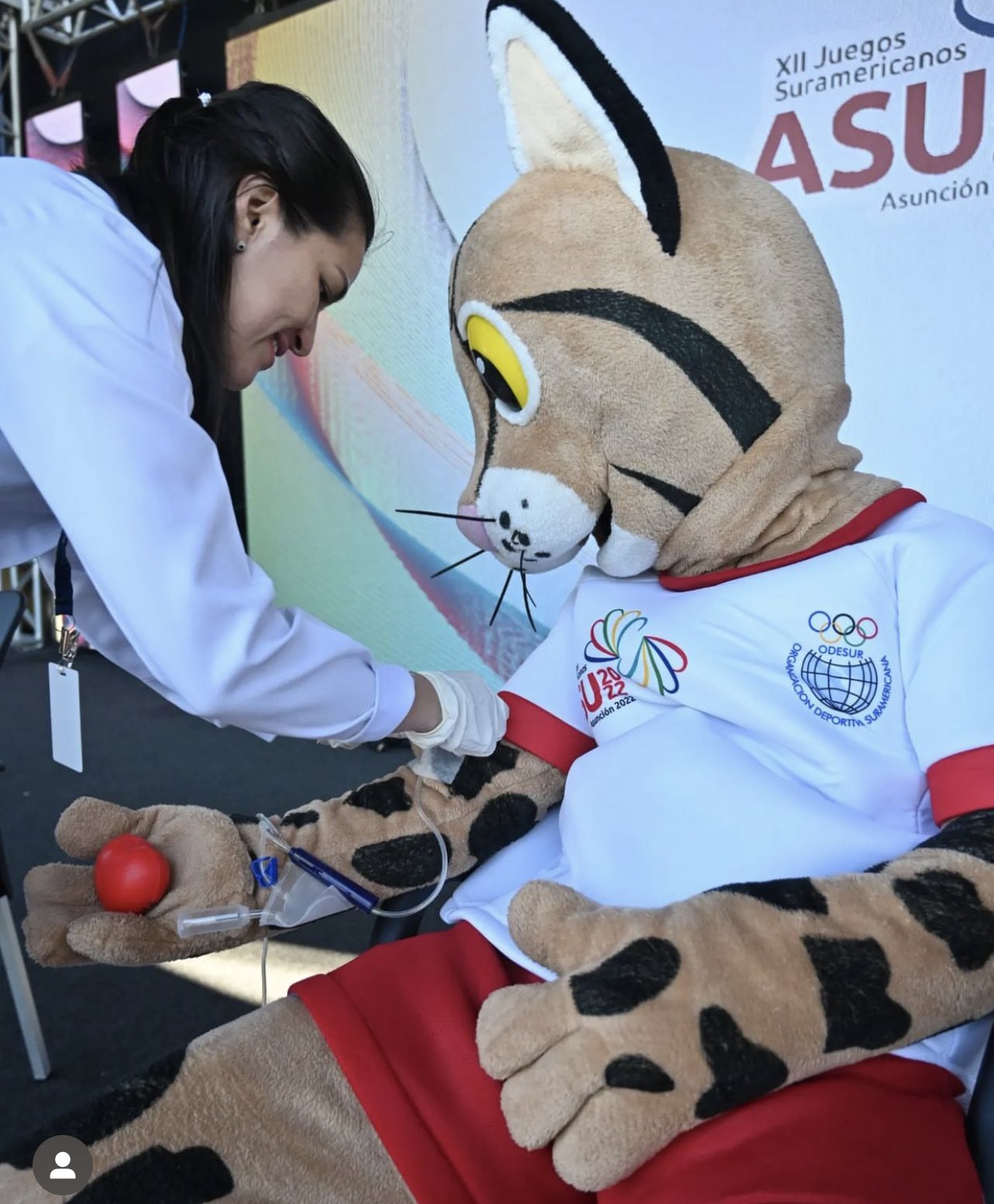 Hasta Tiríka ya se sumó a la campaña “Remangate Por La Vida y Doná Sangre”. (Foto: Paraguay Tv)