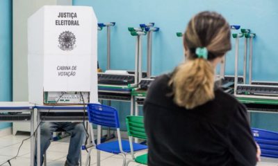 Los locales de votación se abrieron a las 7 de la mañana. Foto: El País.