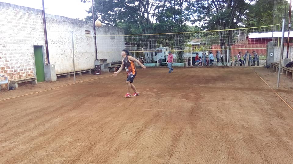 Cancha de vóley de barrio. Imagen de referencia.