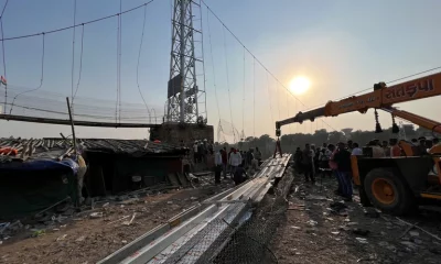 9 personas fueron detenidas por el derrumbe de un puente que dejó 134 muertos en India. Fuente: Infobae