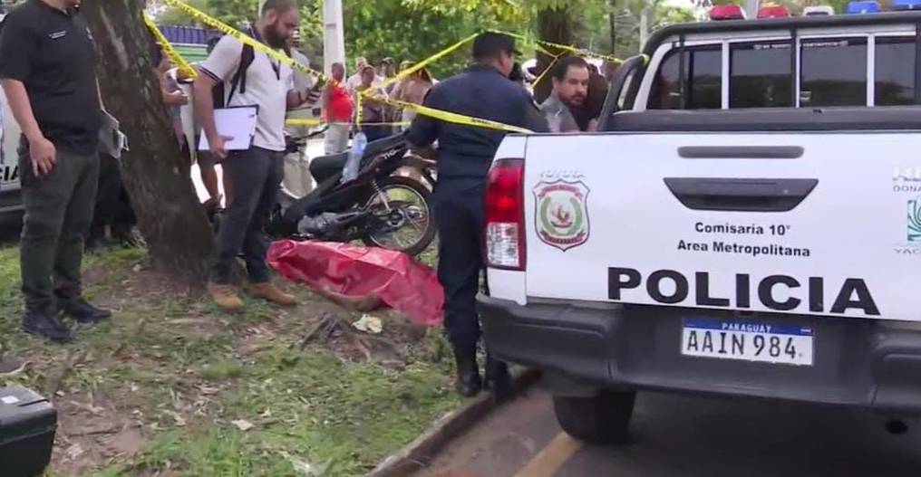 La moto quedó destrozada. Foto: Gentileza-Captura de pantalla.