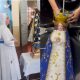 La hermana Anacleta viste a la virgen desde hace casi 60 años. Gentileza