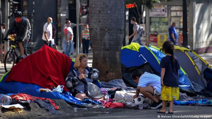 Personas viviendo en la calle en Sao Paulo. Foto:DW.