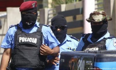 Policias nicaraguenses. Foto: DW.