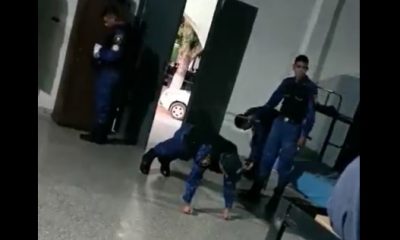 Captura de parte del vídeo en donde se constata la agresión.