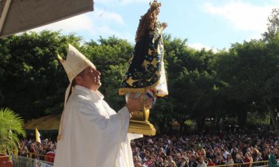 Monseñor Gabriel Escobar en la misa de Caacupé. Foto: ANS