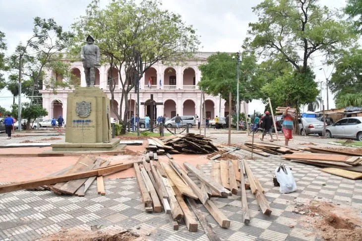 Plaza frente al Cabildo de Asunción. Foto: Gentileza