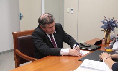 El actual ministro de la Seprelad, el ex fiscal anticorrupción René Fernández, se postuló al cargo. Foto: Gentileza.