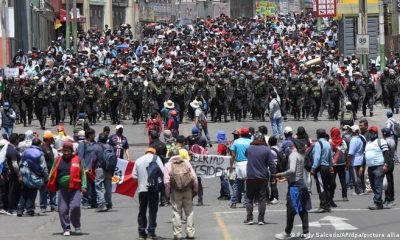 Además de 26 muertos, los enfrentamientos en Perú han dejado ya 646 heridos, entre ellos 290 policías, según la oficina del Defensor del Pueblo. Foto: DW