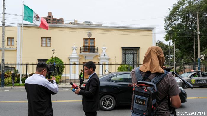 La sede de la embajada mexicana en Lima, Perú, donde se refugiaron el exmandatario peruano Pedro Castillo y su familia. Foto: DW