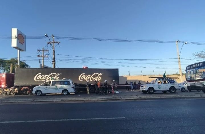 El accidente ocurrió sobre Acceso Sur. Foto: 1080 AM