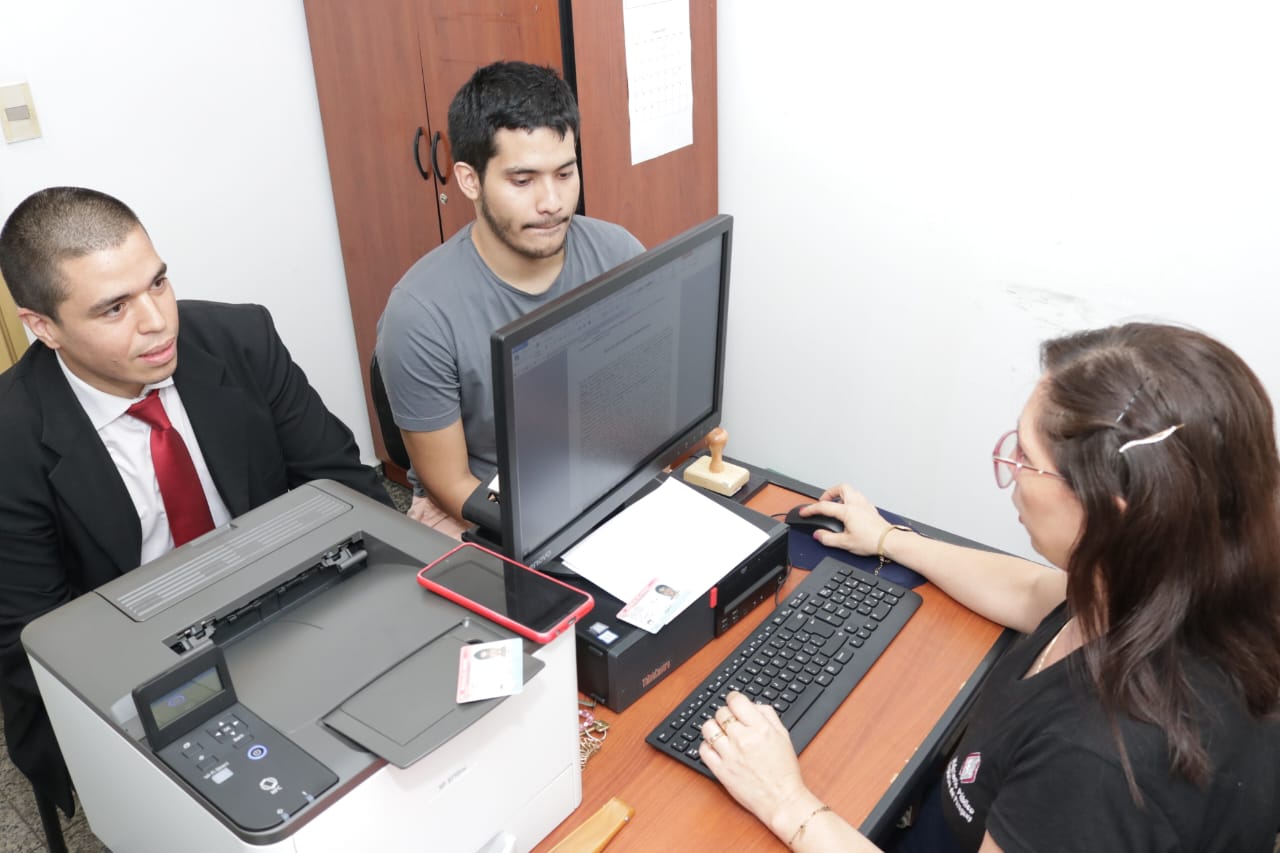 La Policía detuvo a presuntos involucrados. Foto: Fiscalía