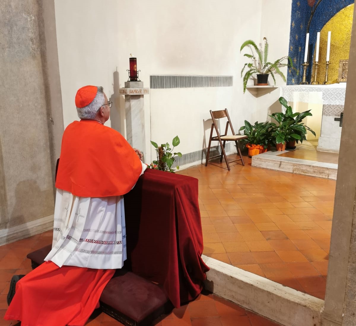 Adalberto Martínez en la posesión del título. Foto: Vatican News