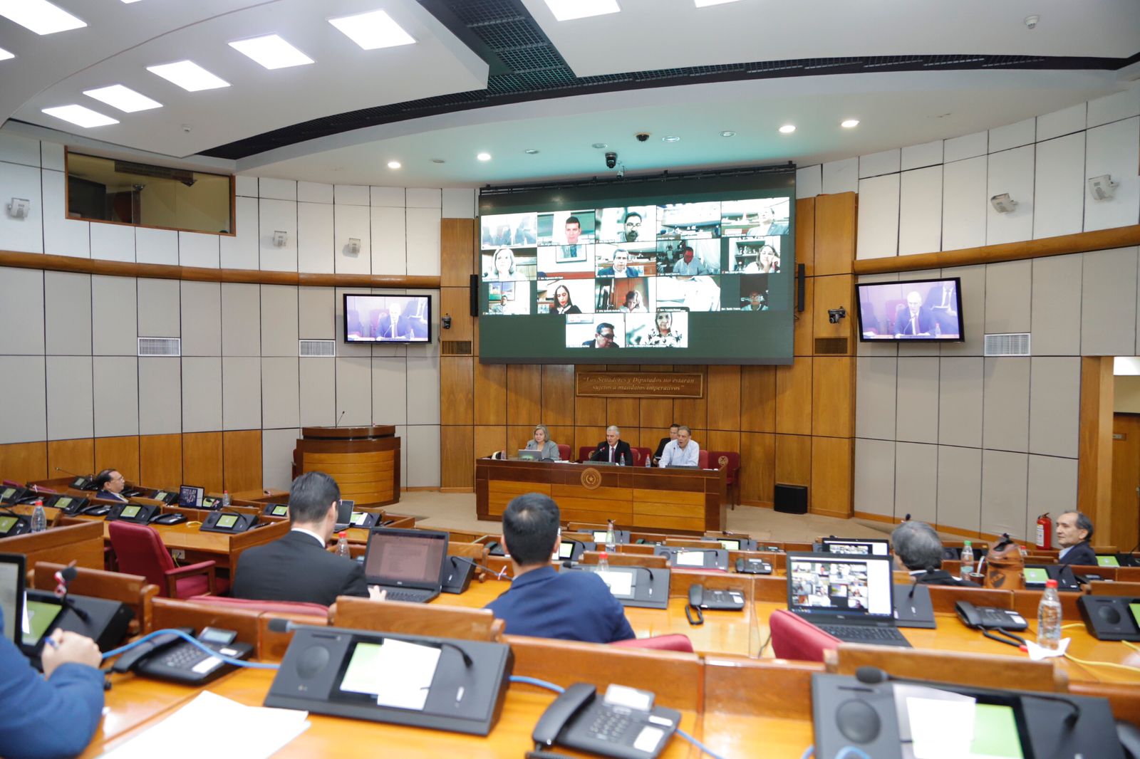 Reunión de la Comisión de Asuntos Constitucionales y de Legislación del Senado. Foto: Gentileza