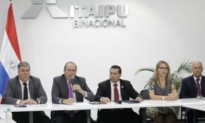 Conferencia de prensa de directivos paraguayos de Itaipú. Foto: Gentileza.