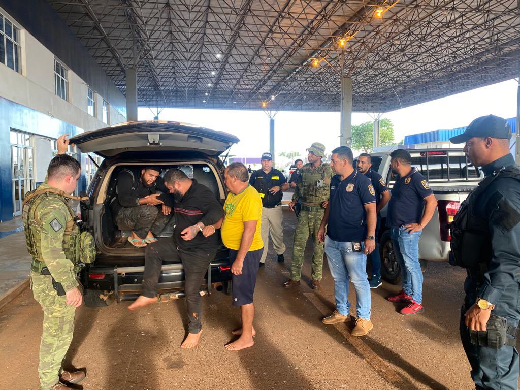 Los extranjeros fueron entregados a las autoridades de Brasil. Foto: DNM