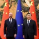 El presidente del Consejo Europeo, Charles Michel, asiste a una reunión con el presidente chino, Xi Jinping. Foto: Infobae.