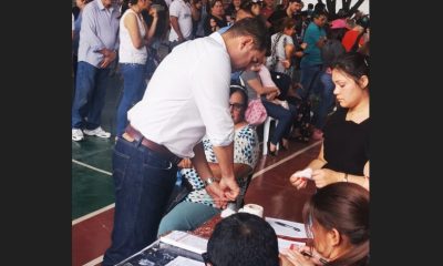 Pedro Alliana al momento de votar. (Gentileza)