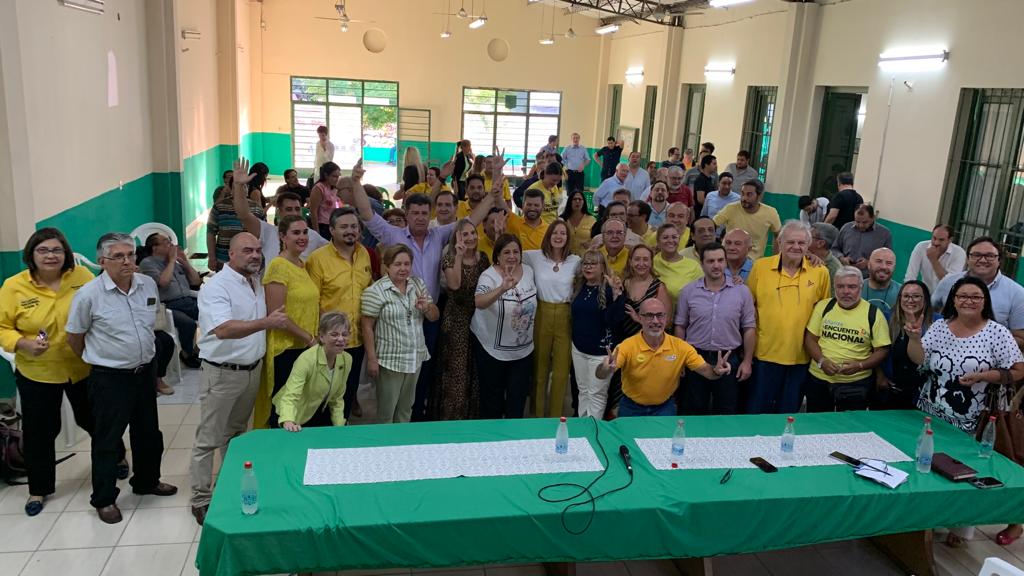 Reunión del PEN con otros sectores políticos. Foto: Gentileza