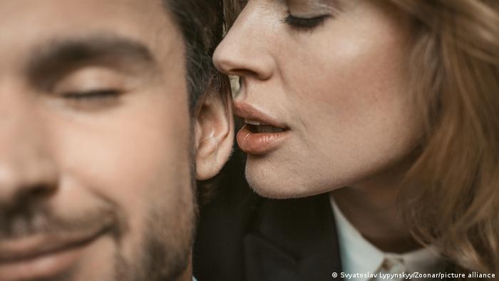 El deseo sexual femenino depende de su ciclo hormonal. Foto: DW