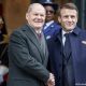 Olaf Scholz y Emmanuel Macron en París. Foto: dw.