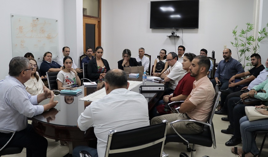 Durante la reunión acordaron iniciar cuanto antes la provisión de medicamentos. Foto: Ministerio de Salud