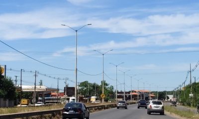 Cableado aéreo sobre la ruta PY03 en la zona de Limpio. Foto: MOPC