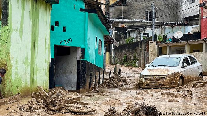 Daños causados por las fuertes lluvias en ese municipio del litoral norte del estado de Sao Paulo, Brasil, el 19 de febrero de 2023. Foto: DW