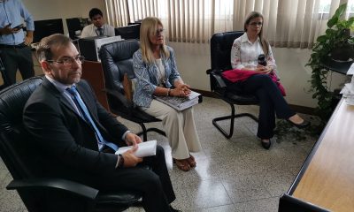 Reunión de las hijas de Oscar Denis con el juez Gustavo Amarilla. Foto: 780 AM.