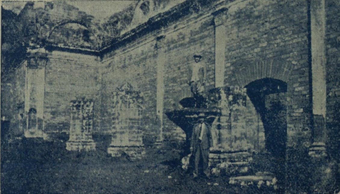 Interior de las ruinas de la iglesia de Jesús. Publicación de la Sociedad Científica del Paraguay, 1941. Cortesía