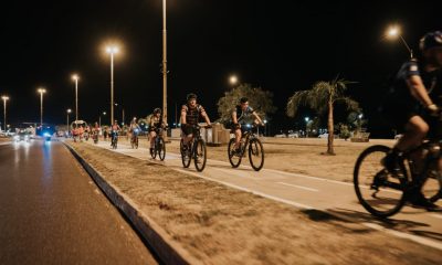 Ciclistas utilizaron los primeros tramos de las bicisendas. Foto: MOPC