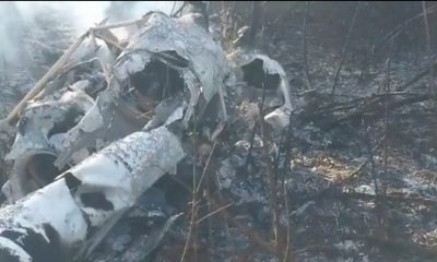 En estas condiciones quedó el helicóptero. Foto: Captura