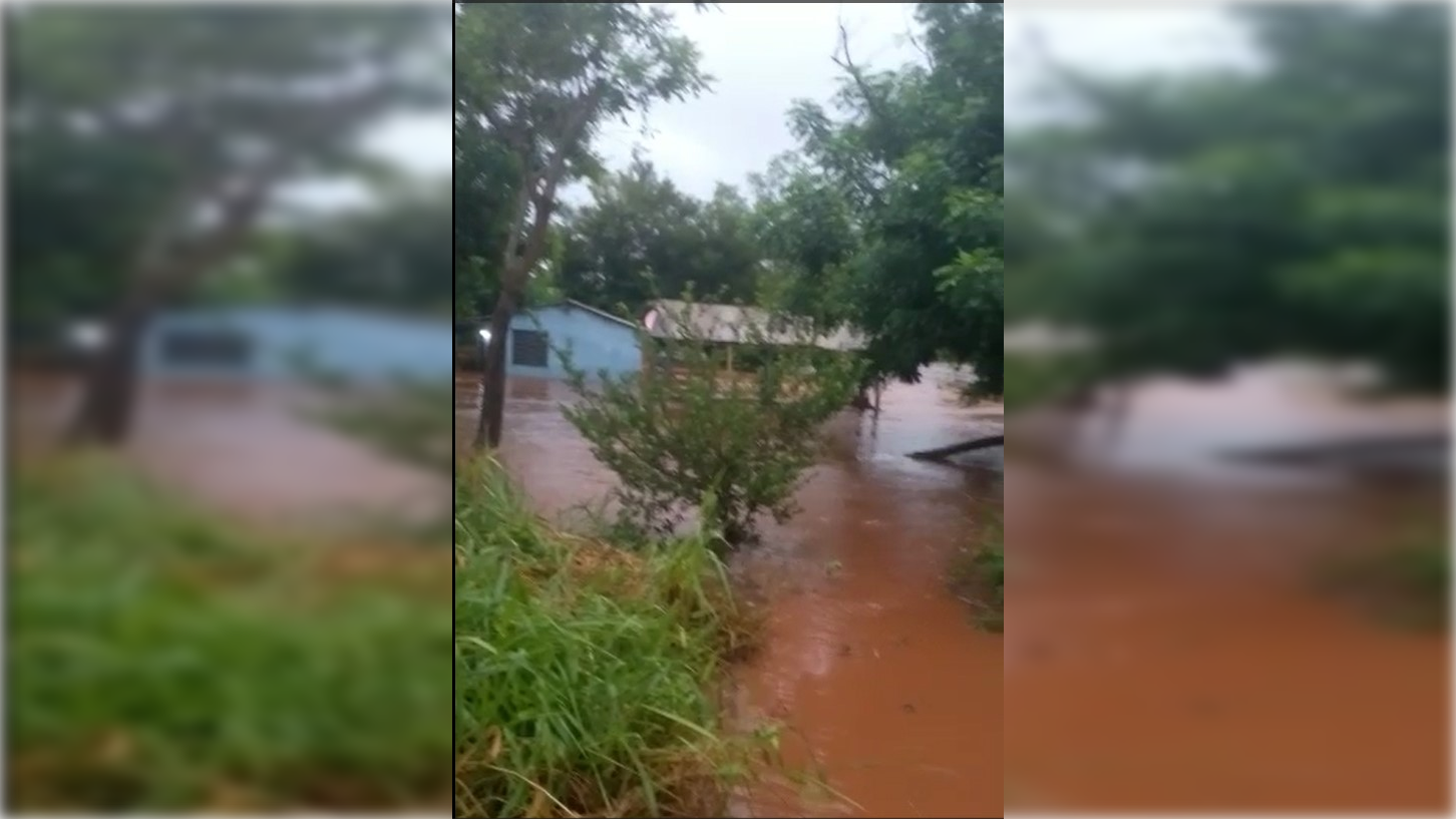 Varias viviendas quedaron inundadas en la zona. Captura de video