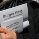 Cuartillas contra la apertura del Burger King en el barrio. El País/Teresa Suárez