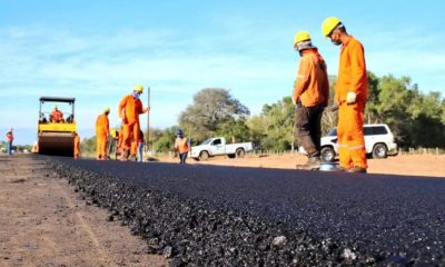 Trabajo de pavimentación. Foto: MOPC