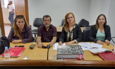 Rubén Figueredo, junto con sus defensores. (@@rosavacchettapy)