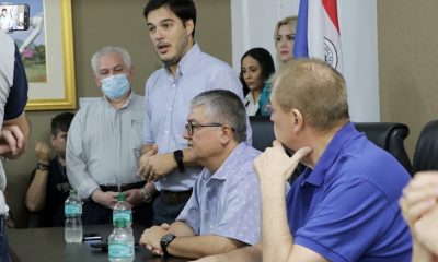 Autoridades de la Salud durante la reunión realizada. Foto: Prensa Salud