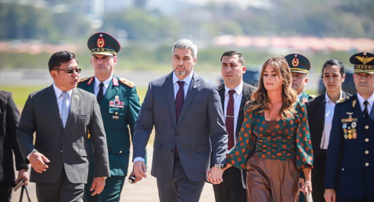 Mario Abdo Benítez viaja a Estados Unidos. Foto: Agencia IP