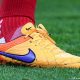 Botas de fútbol de Nike serán de material sintético. Foto: DW