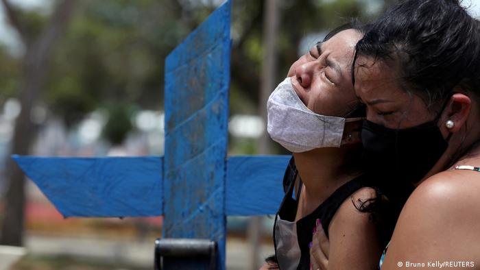 Brasil fue duramente golpeado por la pandemia del Covid-19. Foto: DW.